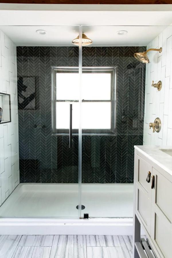 Hot Tub Charming & Chic Mountain Gem On Sleepy Creek Villa Berkeley Springs Bagian luar foto